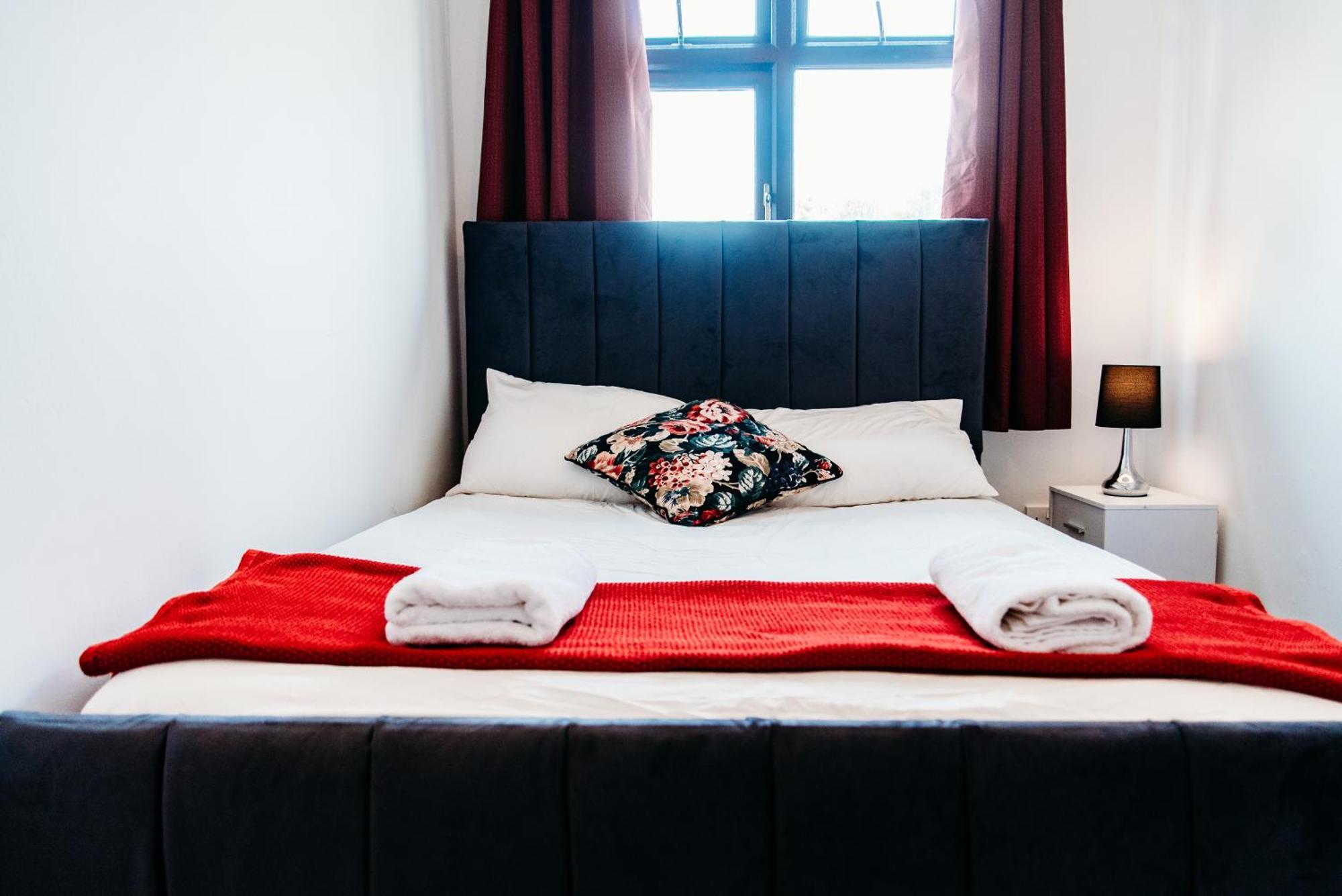 Shoebury Near Sea Front In Apartment